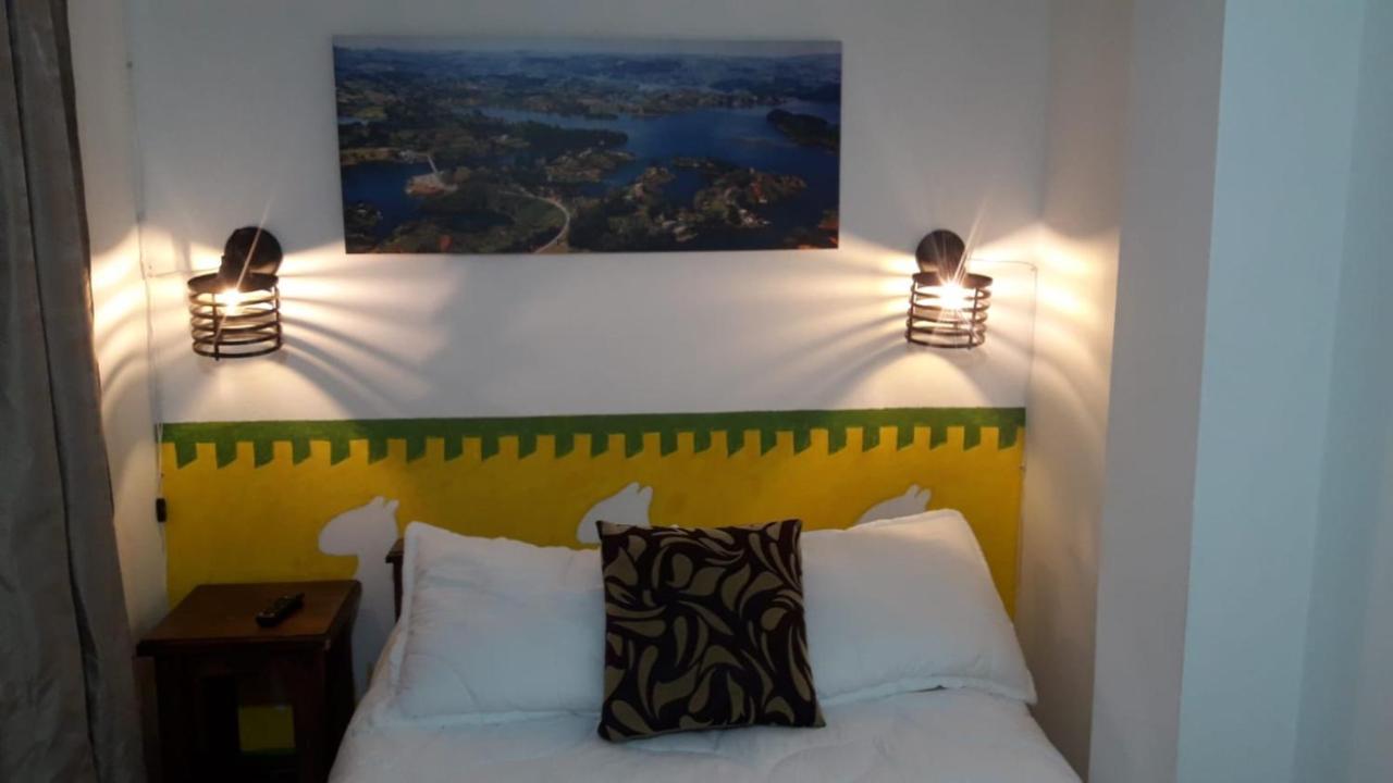 Hostel-Affordable Rooms With Private Bathroom San Juan غواتابيه المظهر الخارجي الصورة